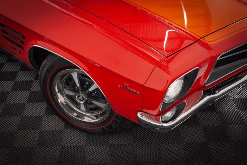 Byrne Estate Gown Shiraz Cabernet 2021 (12x 750mL) SA