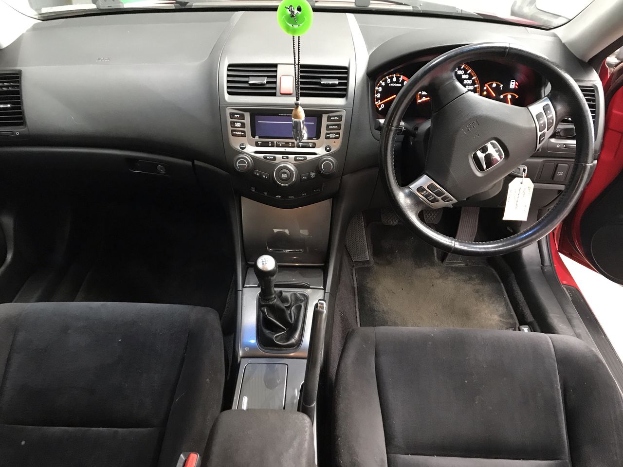 Squealing Pig Mid Strength Sauvignon Blanc (6x 750mL).