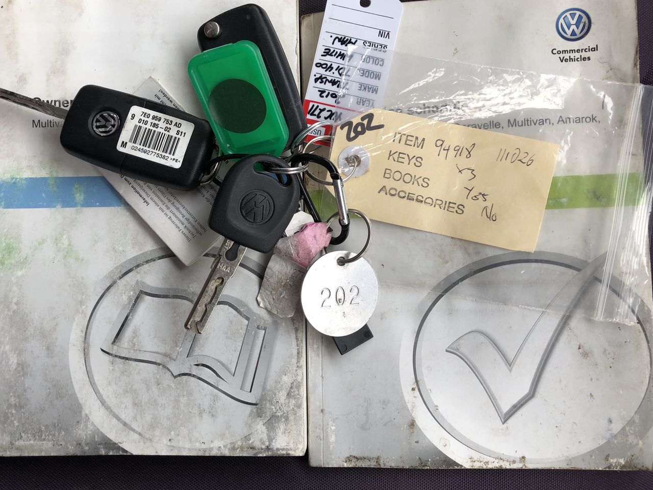 12 Pairs x Nitrile Palm Coated Gloves, Size 10/XL.