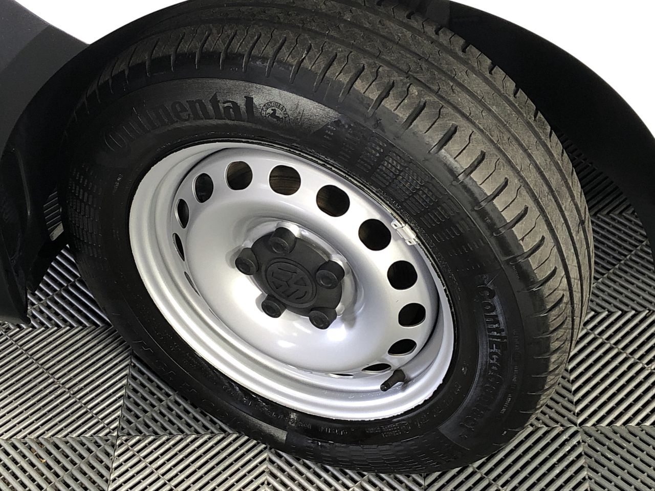 3 Rolls x HIGHPOWER 25mm x 18M Anti-Slip Tapes, Yellow/Black.