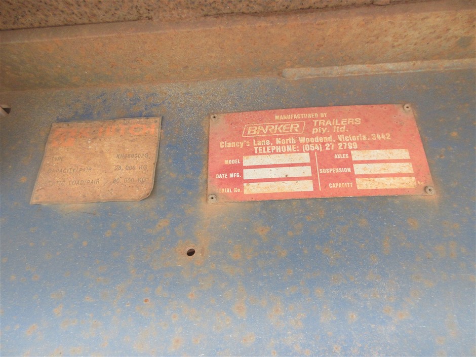 <p>Stessco Bass Tracker 429 Power Boat</p>