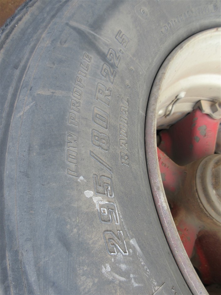 Labradorite Gemstones & Swarovski® Crystal Earrings