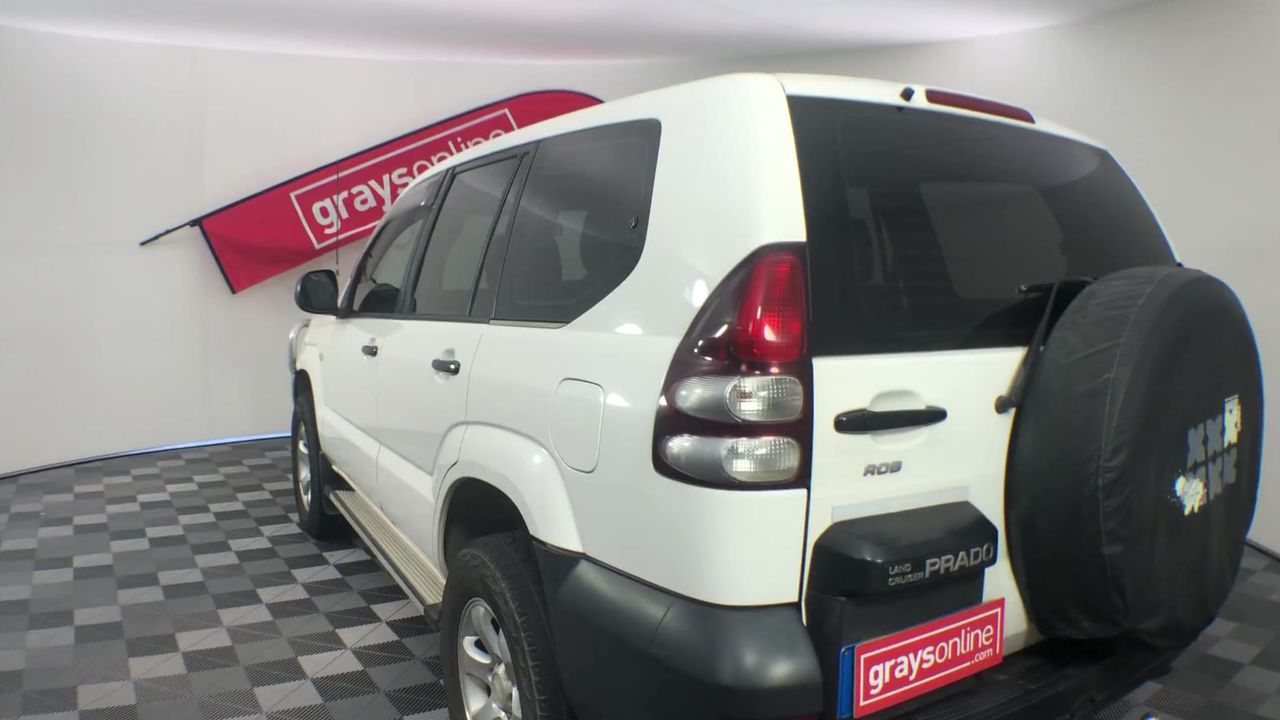 Simulated Diamond Initial 'W' Minimalist Stainless Steel Necklace