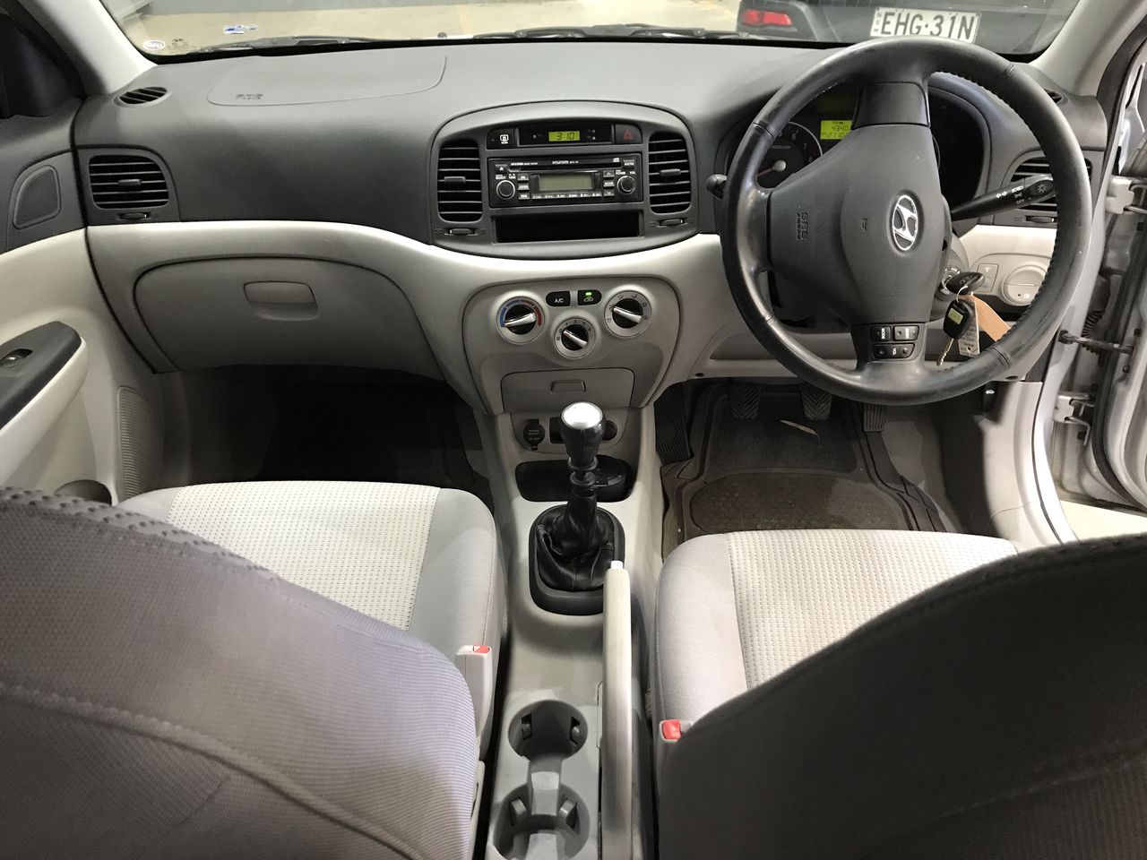 4.24 Carats Neon Blue Apatite Parcel