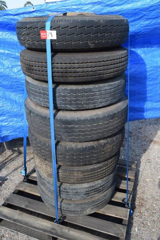 7-8mm Grade AB White Mix Shape Pearl with Real 18k Gold Plated Bracelet