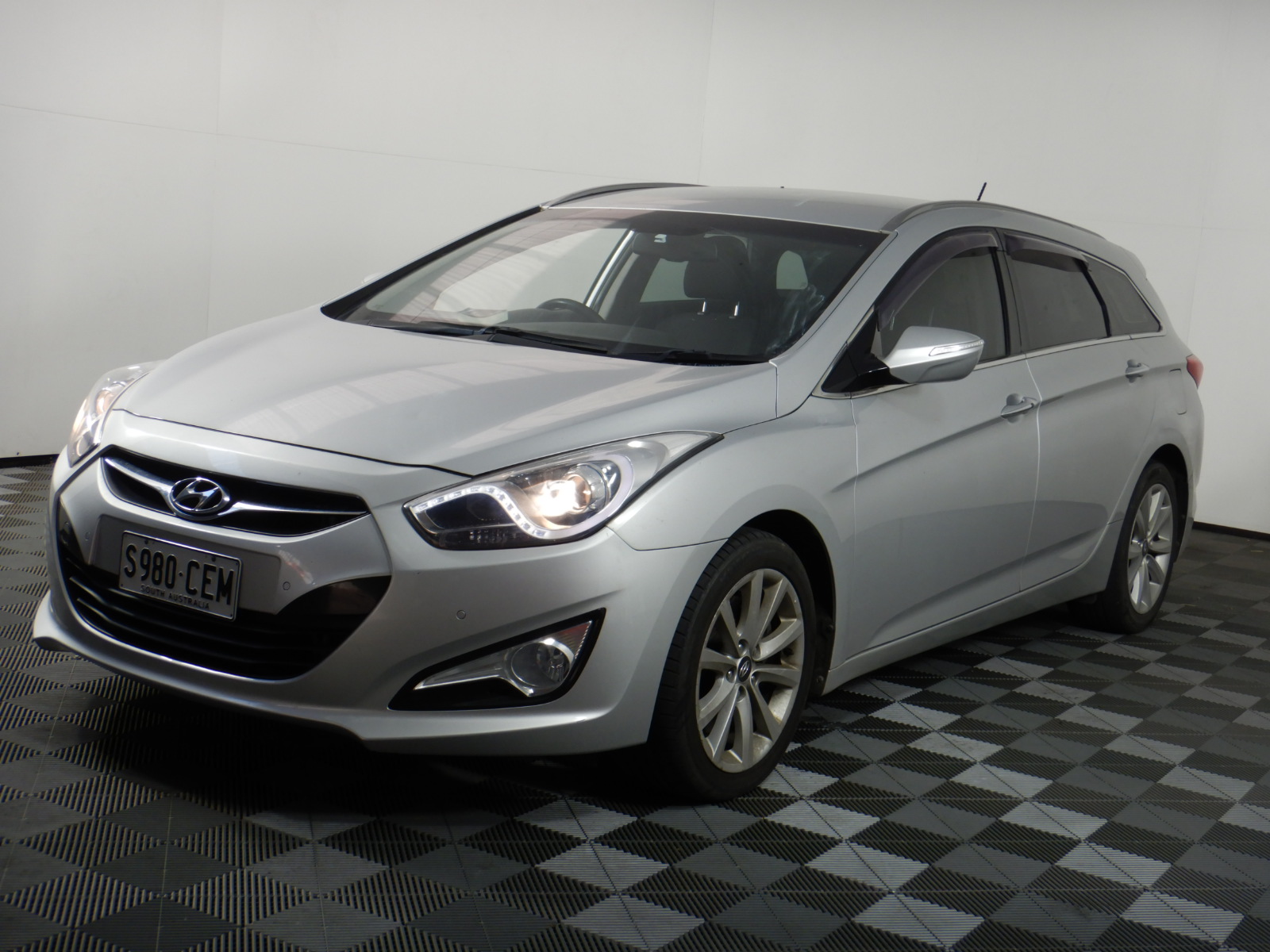 925 Sterling Silver Green Crystal Disco Ball Earring & Necklace Set