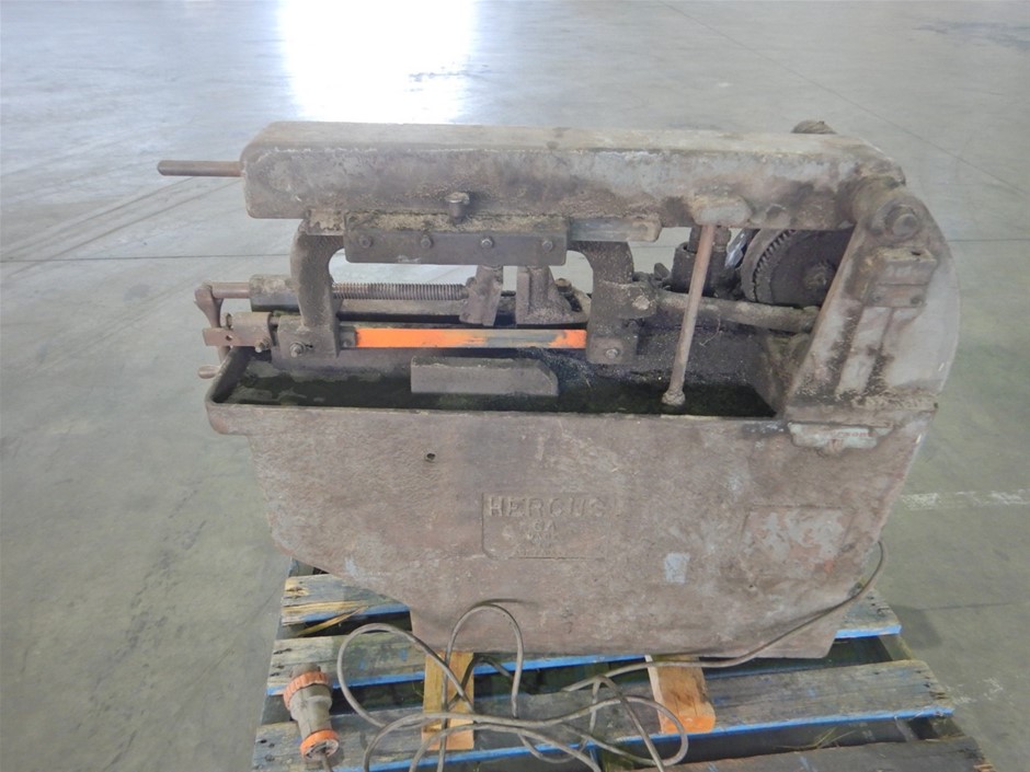 <p>Speed Queen High Efficiency Washing Machine And Dryer Combo</p>