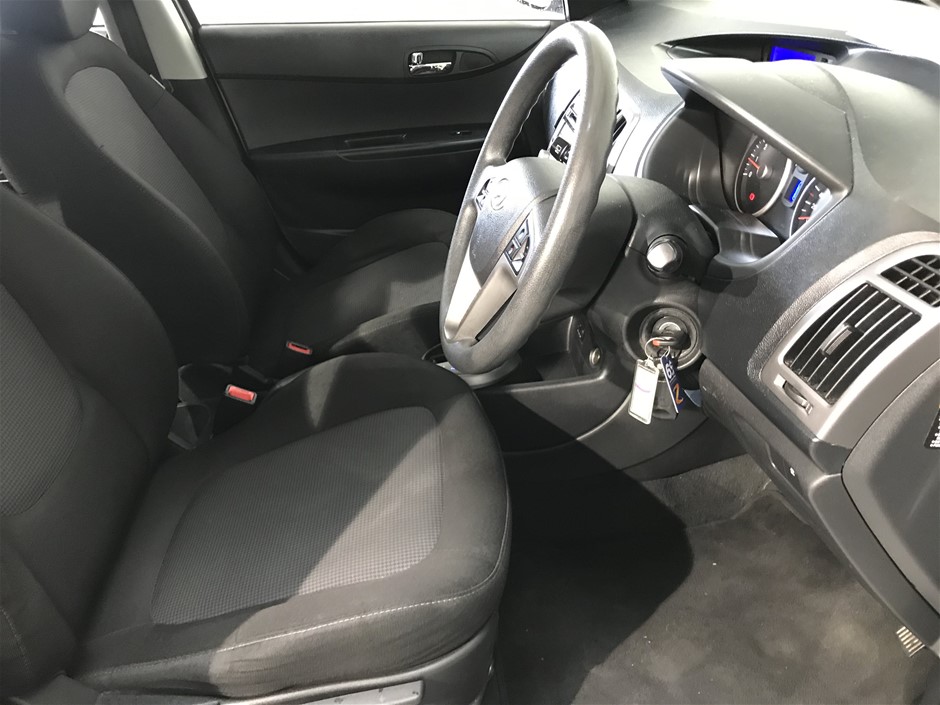 1966 Australia First & Last Queen Elizabeth Silver round fifty centsx4