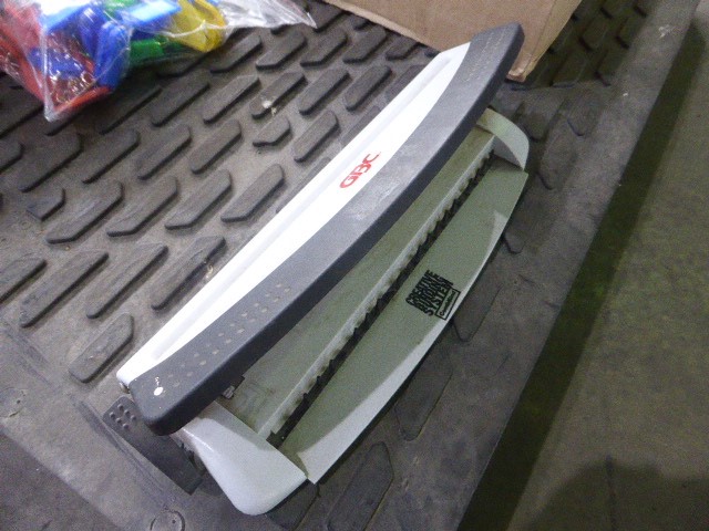 Little Giant Pinot Noir (6x 750mL).