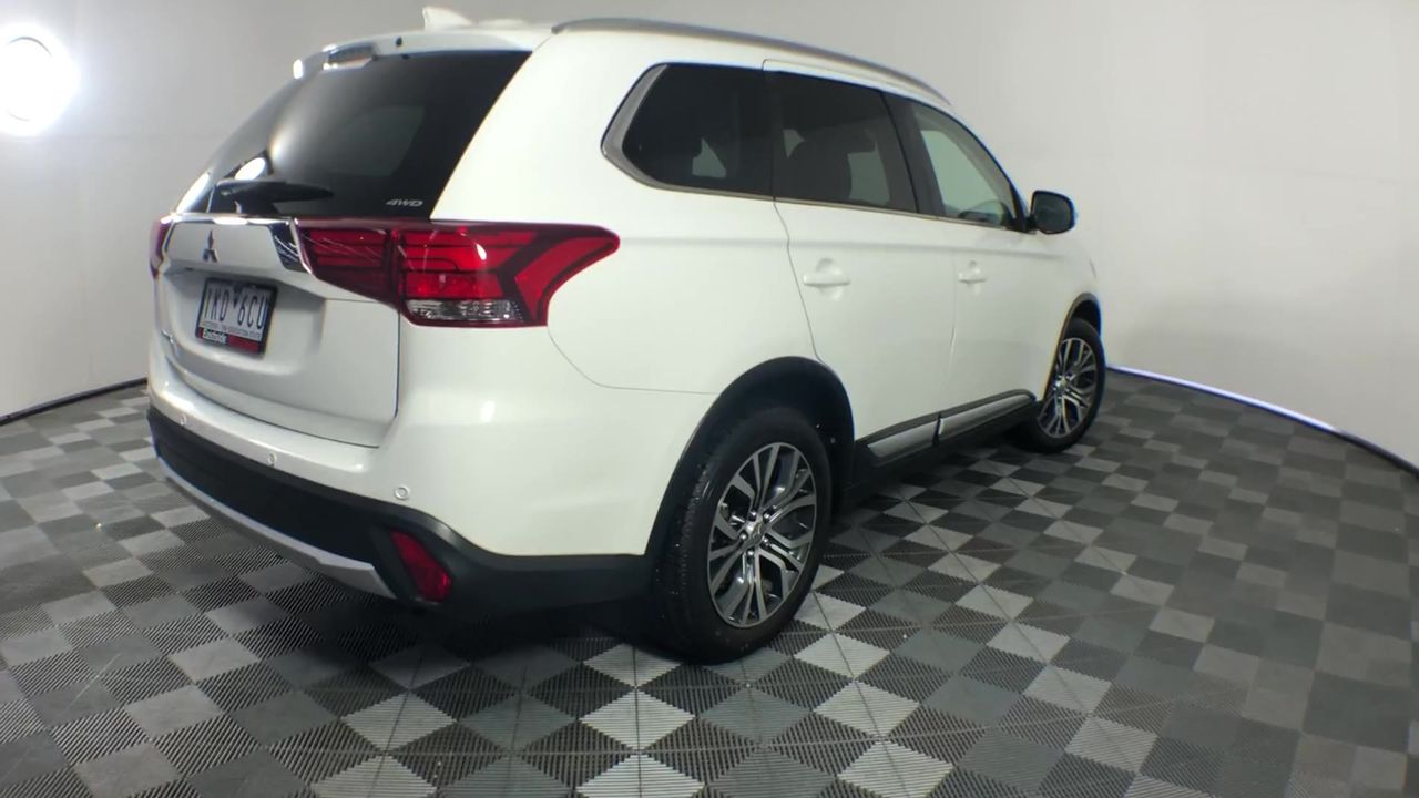 The Bowler Cleanskin Petit Verdot 2025 (12x 750mL) SA