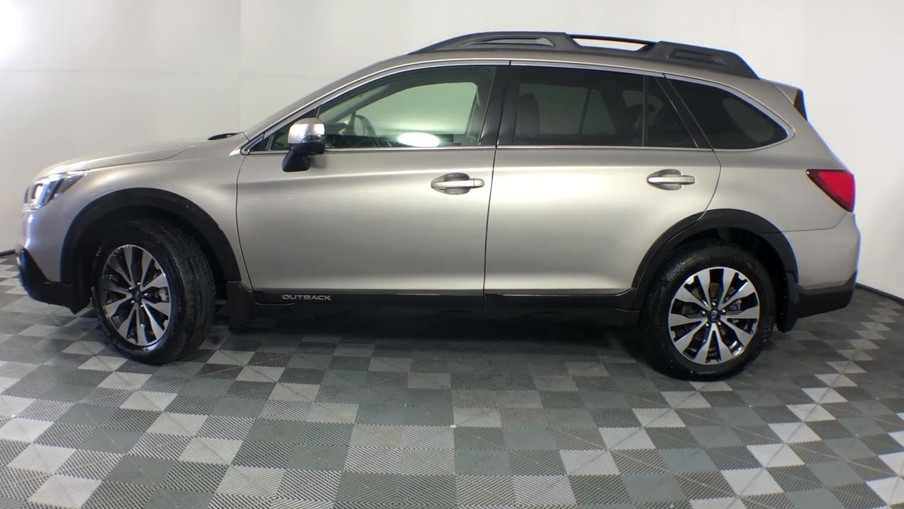 Tread Softly (Moderate Alcohol) Pinot Grigio  (12x 375mL) Current Vintage R