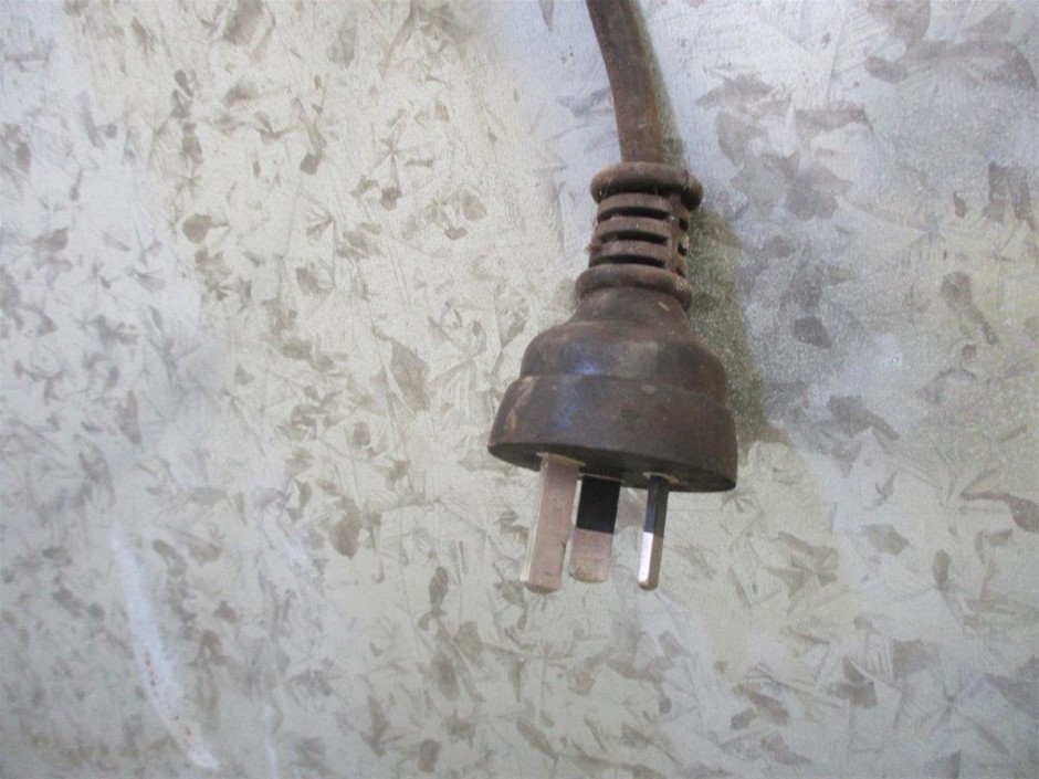 The Bowler Cleanskin Moscato 2024 (12x 750mL) SA