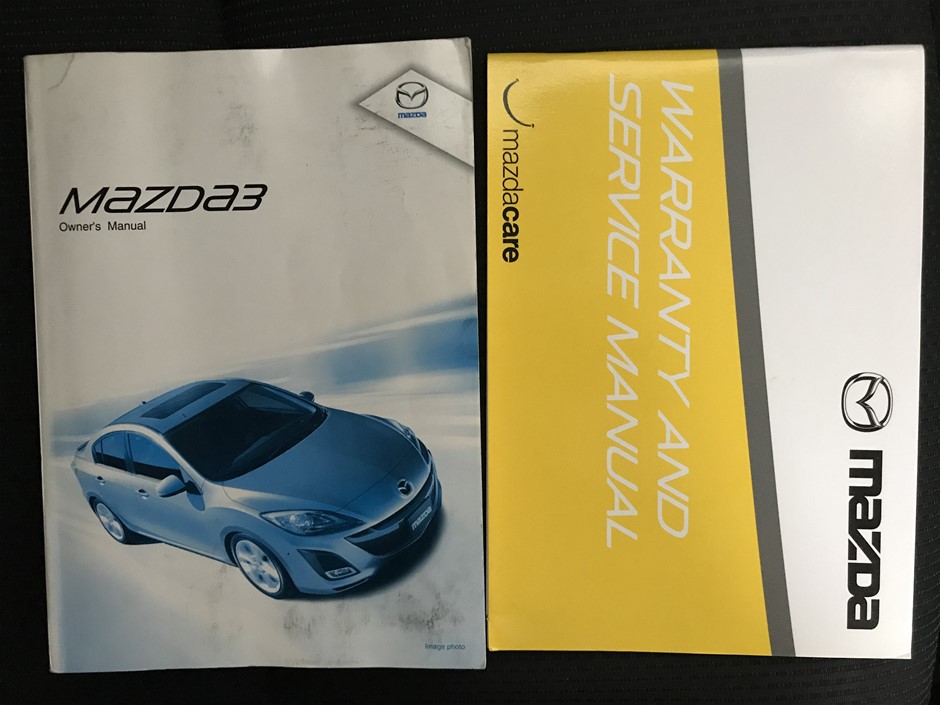 1966 Australia First & Last Queen Elizabeth Silver Round Fifty Cents