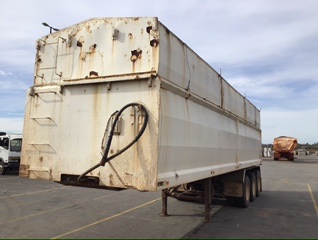 2 Carat round 2 white diamond each CVD Uncertified