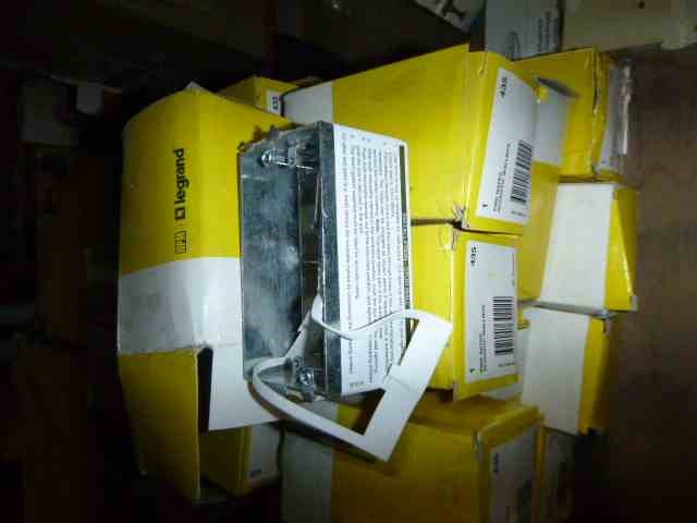 1/100 Scottdale gold bar x 2, 1 Gram Valcumbi & 1Germania Silver bar x 2 ea