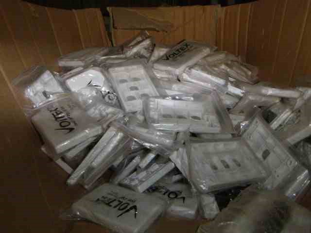 1.00 carats cut cornererd square natural yellow diamond GIA graded