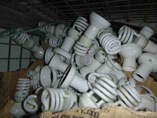 Vintage Enameled Easter Egg Diamante Jewelry Organizer Trinket Box Décor