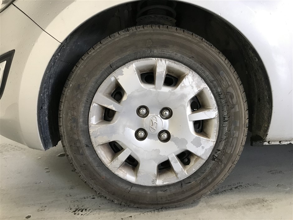 12.15 carat natural citrine certified