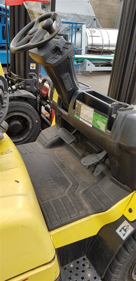 9sqft Top Grade Tan Colour Split Suede Pig Hide