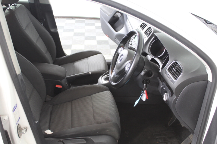 Wolf Blass Zero Sauvignon Blanc NV (6x 750mL).