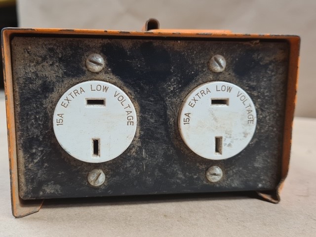 Lindeman's Bin 95 Sauvignon Blanc (6x 750mL).