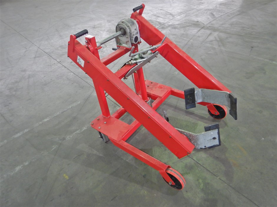 Squealing Pig Lower in Alcohol Rosé (6x 750mL). Current Vintage Release.