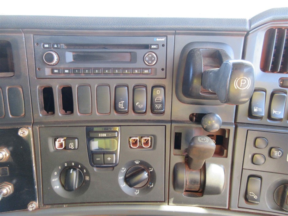 Cast Iron 200Lb Anvil (Unused)