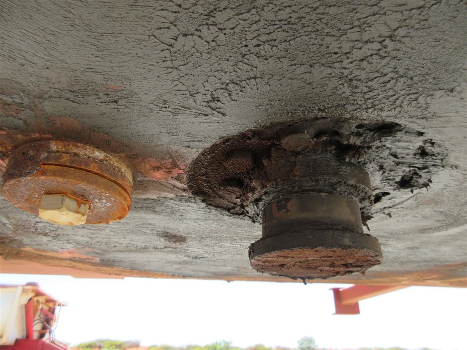 <p>Acacia FJ Straight Edge Bench Top</p>