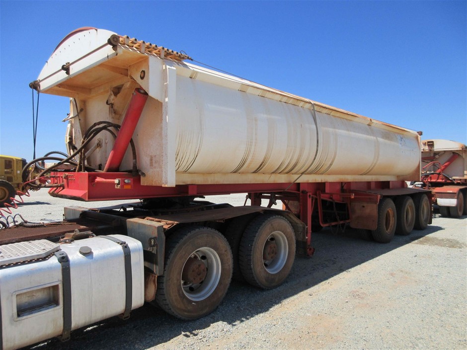 4 in 1 Bucket (Unused)