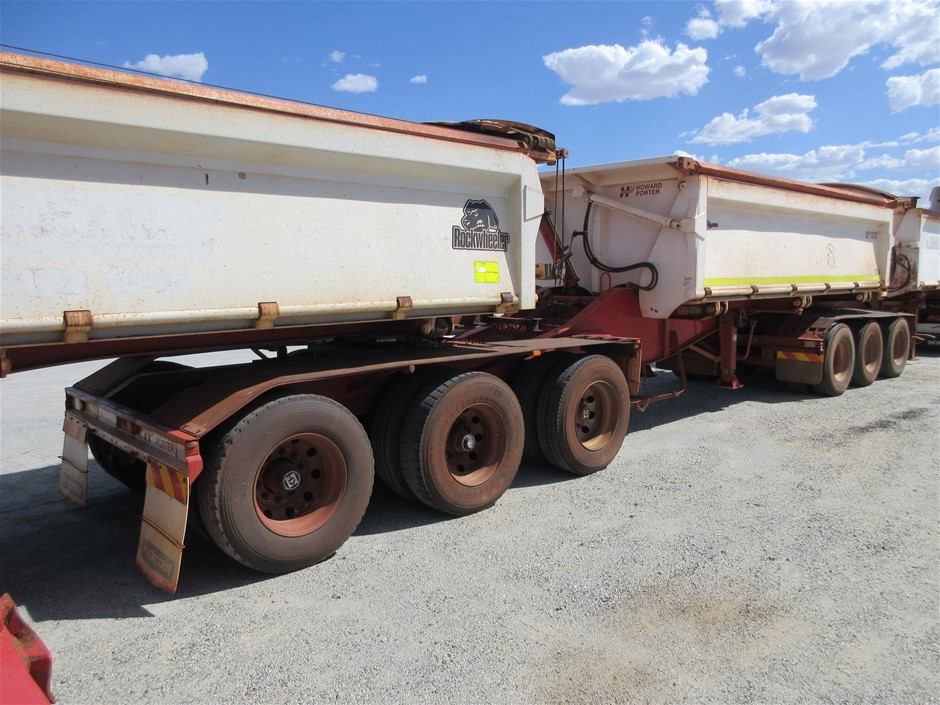 OZTRAIL Fast Frame Blockout 6 Person Lumos Tent - Fast Setup and Take Down,