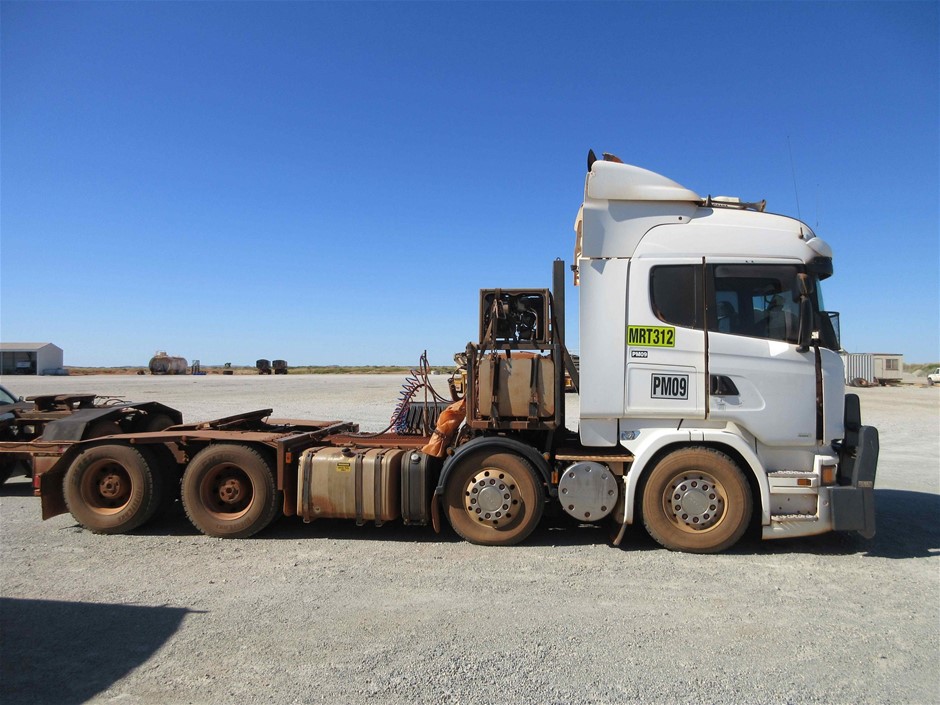 COSTWAY  Wooden Balance Board Trainer, Wobble Board w/Roller & Blanket for