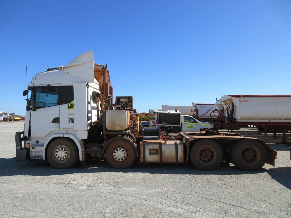 SERENELIFE 4.5ft (137.2 cm) Folding Pool Table, 55in (140 cm) Portable Fold