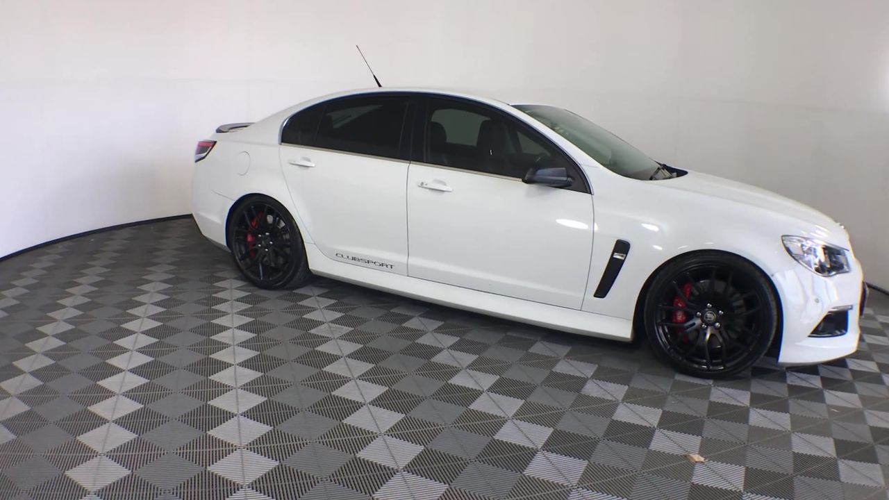 End of Lease Sale: Outdoor Cinema Bundle