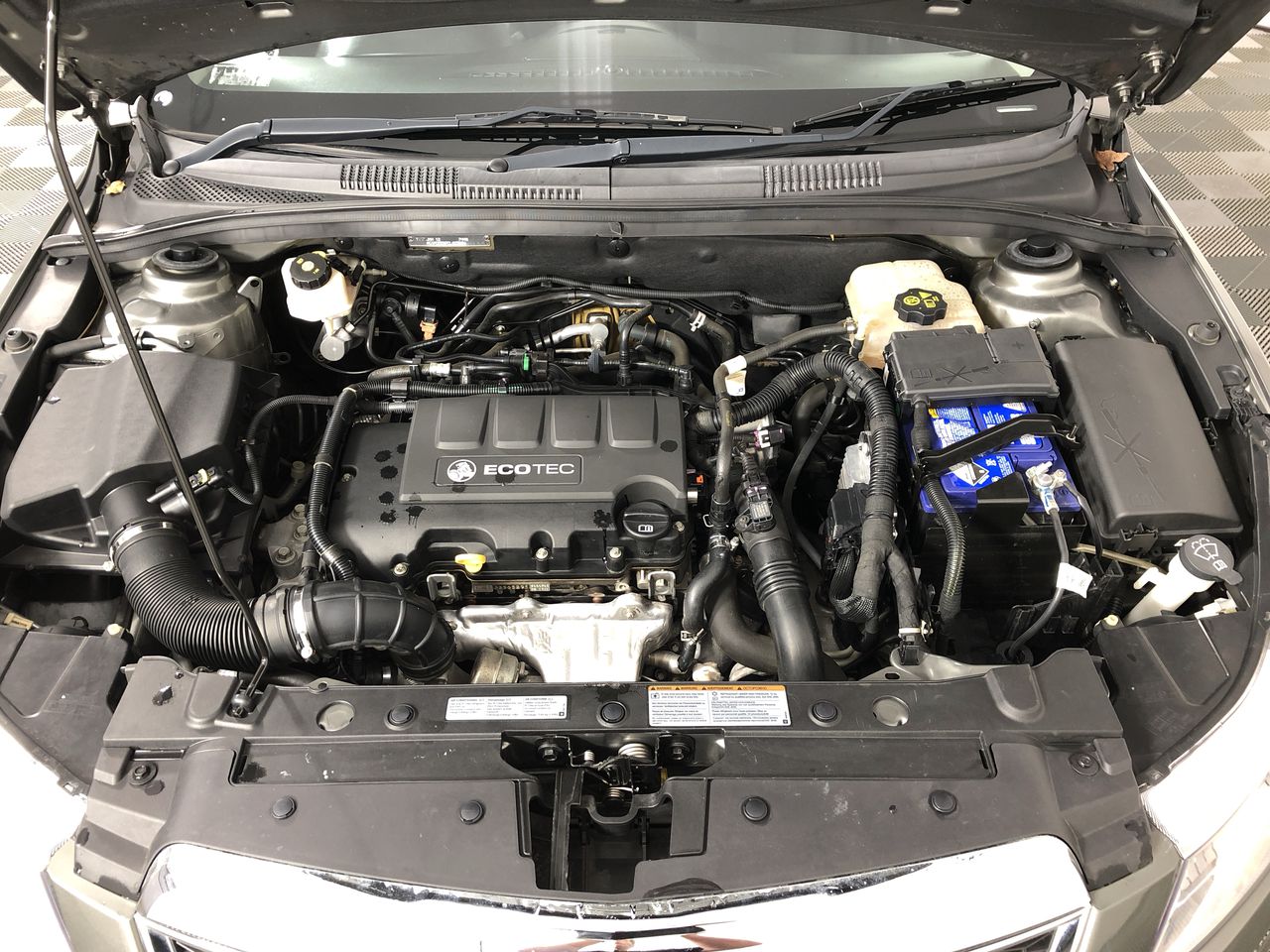 End of Lease Sale: Wired PC Gaming Controller - Approx 23 pieces