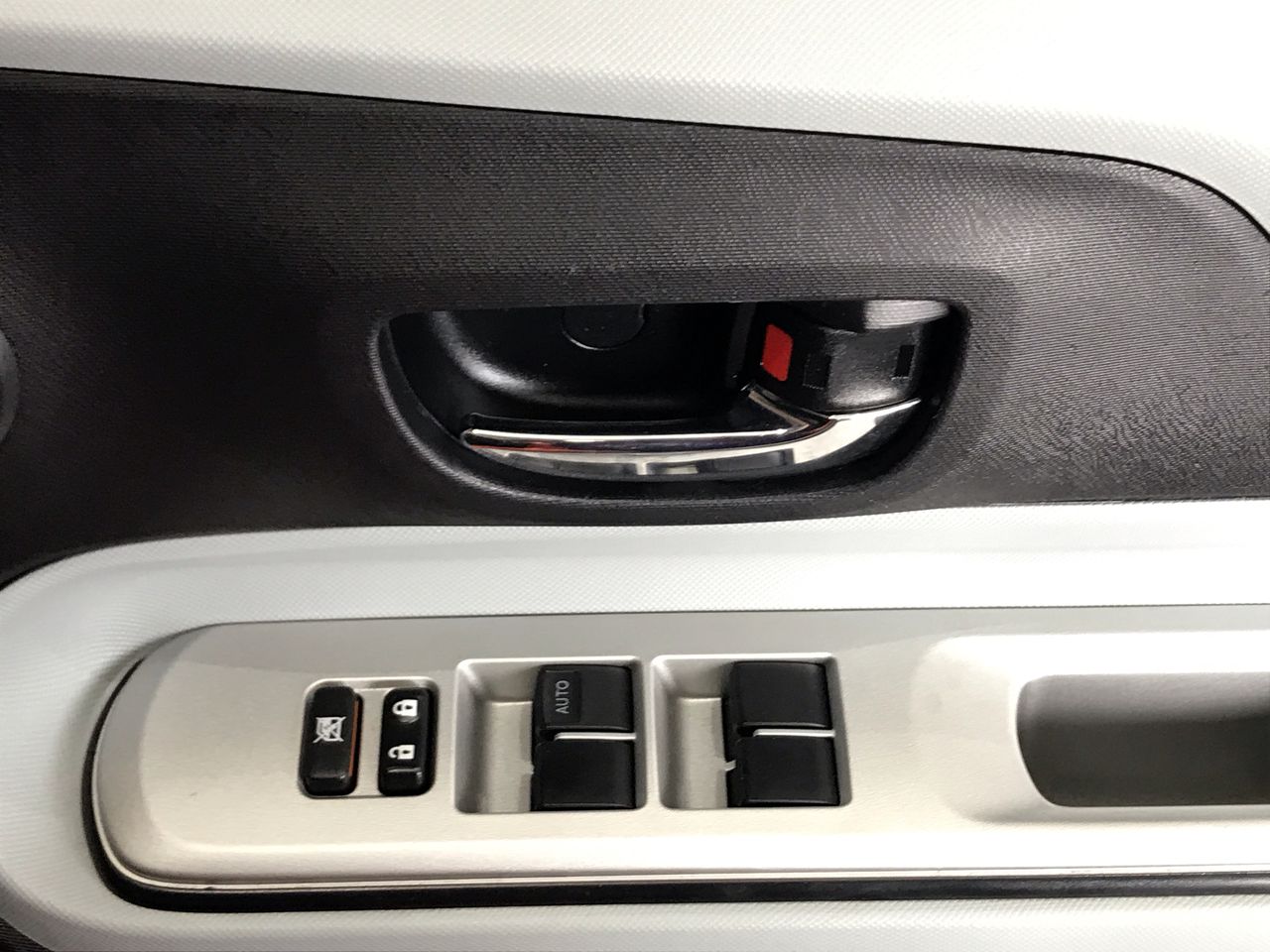 Magic Box Cabernet Sauvignon 2019 (6x 750mL) SEA