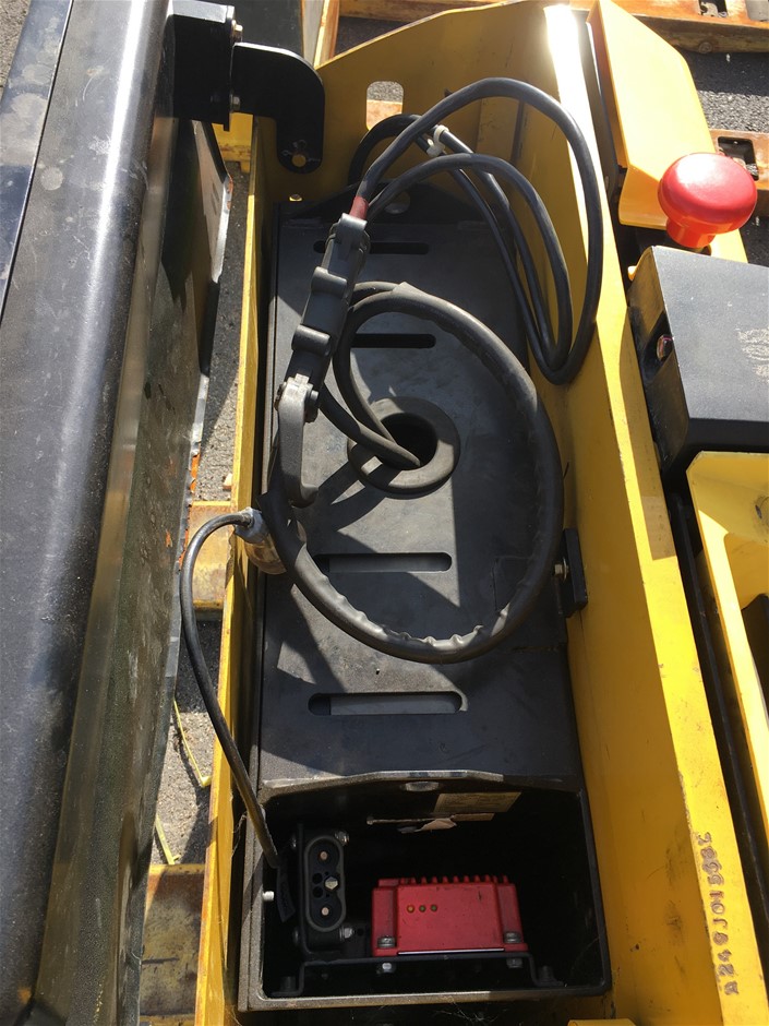 CTZN Quantum Quintessence Red Blend 01 NV (6x 750mL) SA