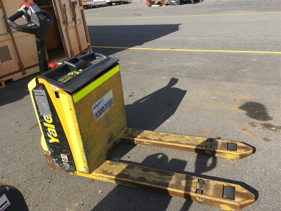 McGuigan Private Bin Chardonnay 2021 (6x 750mL) SA