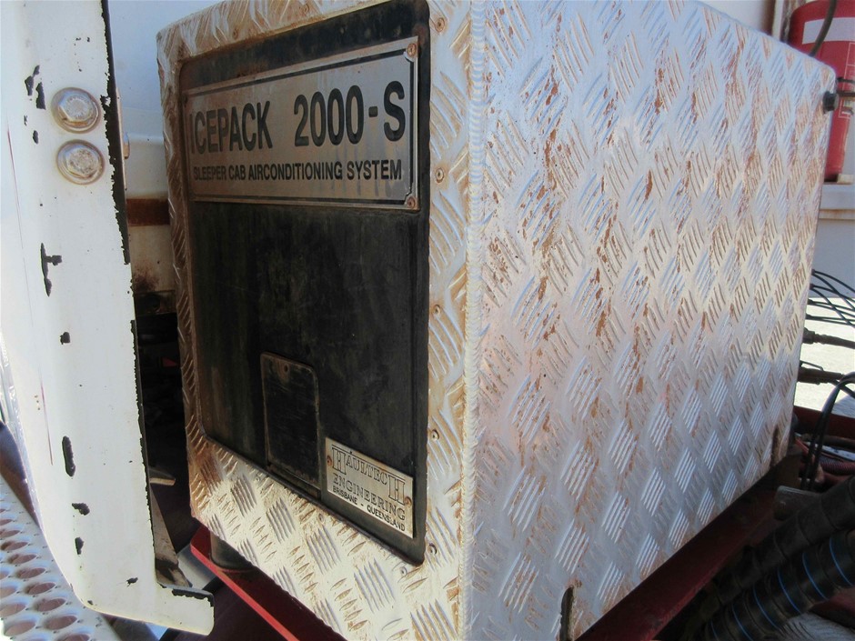 Wolf Blass Red Label Sauvignon Blanc (6x 750mL). Current Vintage Release.