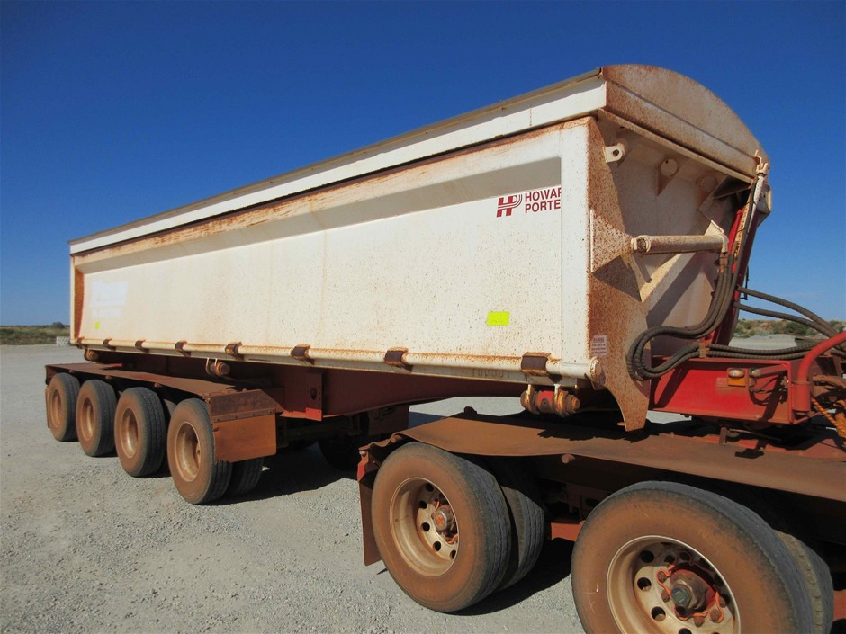 Wolf Blass Red Label Cabernet Merlot (6x 750mL).