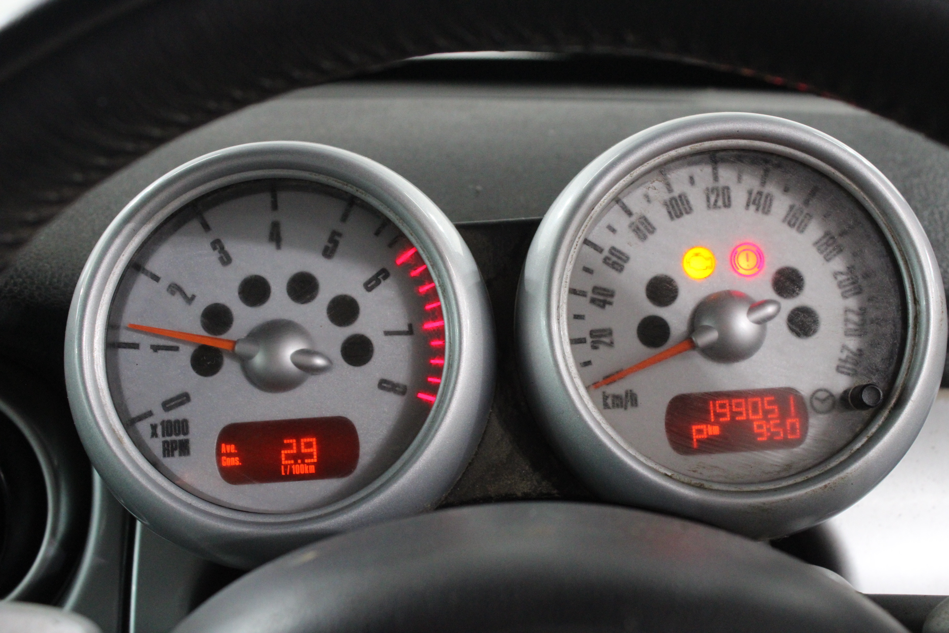 GROHE Essentials Toilet Brush Set (Material: Glass & Metal, Wall Mounted, D