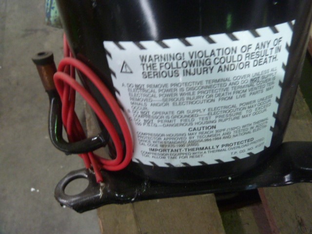 CURT 45144 RockerBall Cushion Hitch Ball Mount, 7,500 lbs 2-Inch Diameter,