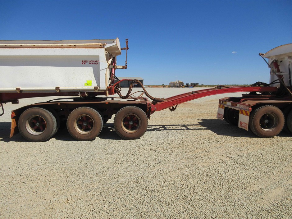 Quantity of 4 17.5-25 Earthmoving Tyres (Unused)