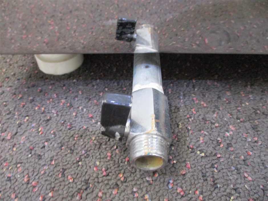 Double Toilet Block (Unused)