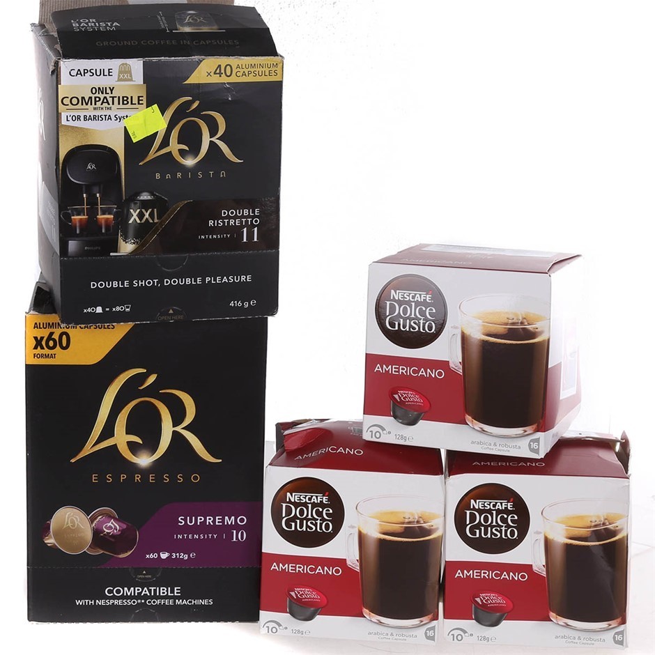 Bradman 5 Dollar Bi Metal Coin on Card of Issue 1996 Issued by RAM