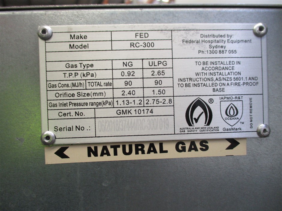 Certified Set of 5 x 5 gram "Polymer Note Series" Finished in 999 24 k Gold