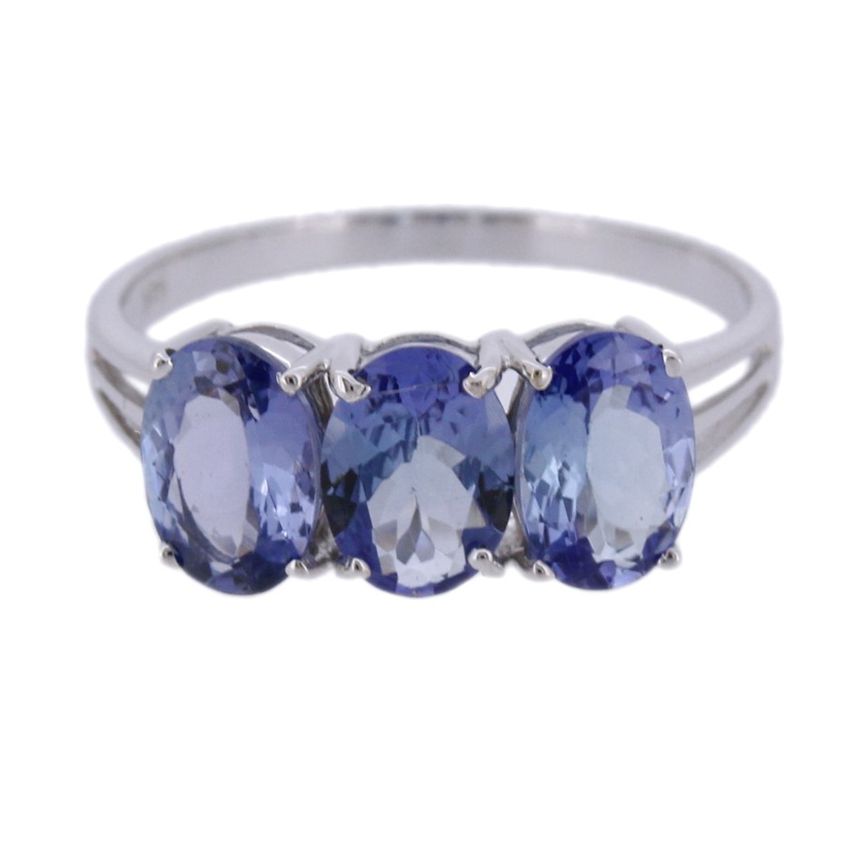 INFINITY X1 2000 Lumen Camp Light. NB: Minor use, light only, lantern core