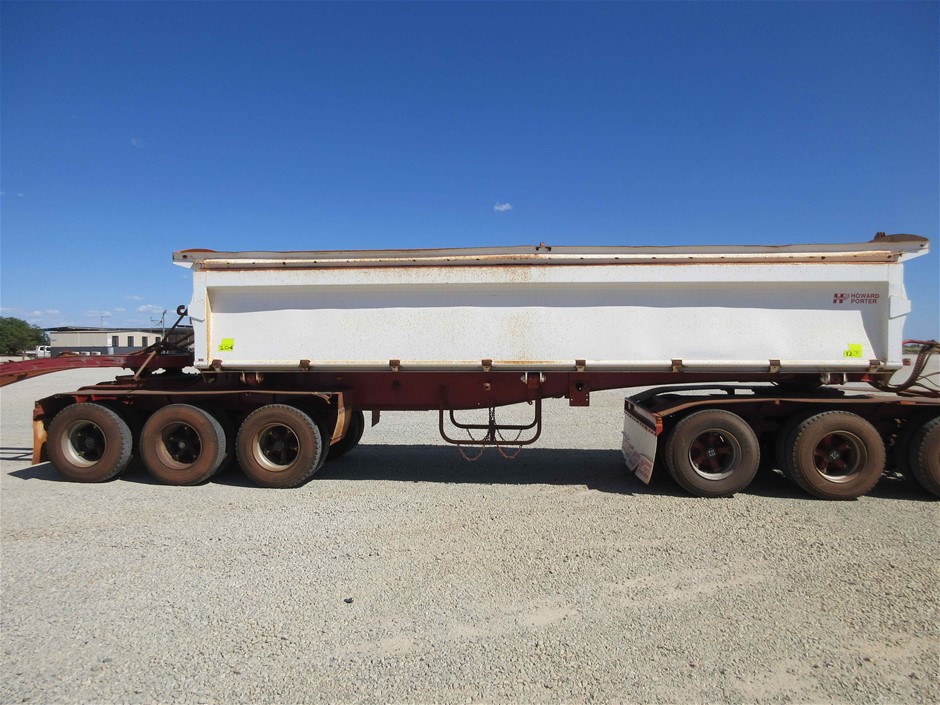 SIGNATURE 6pc Stoneware Bowls. NB: 1 x chipped.