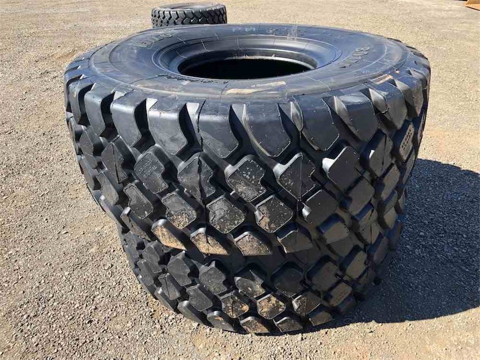 14K/Italy 1.5ctw Yellow Gold Filled Ring(stamped)  7US