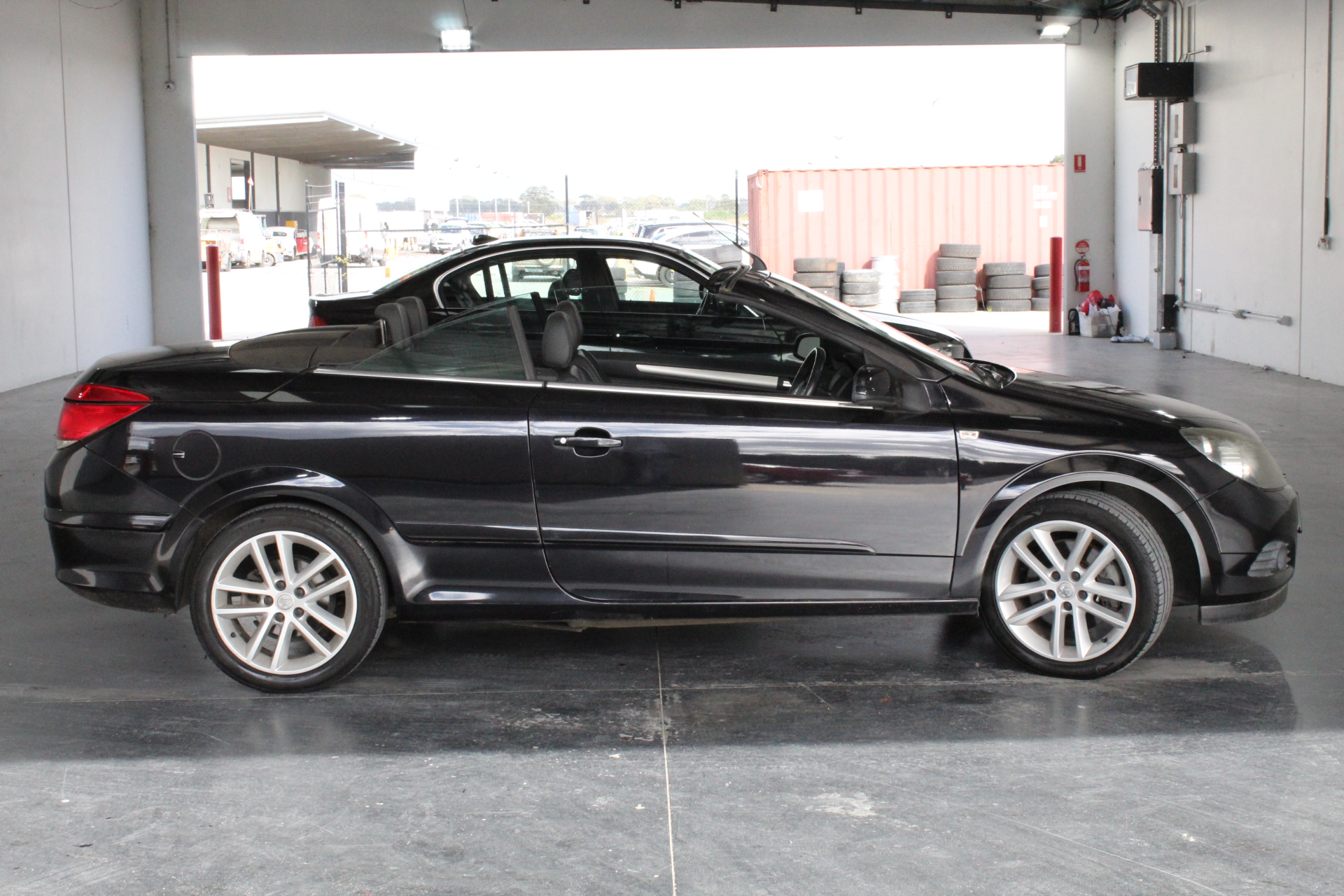 LODGE 12" Pre-Seasoned Carbon Steel Skillet, BLACK. NB: Not in original box