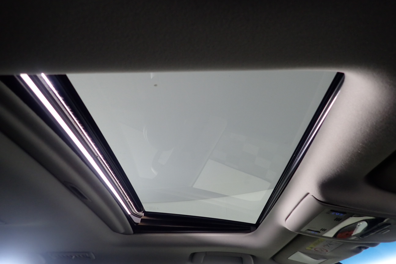 PERFORMANCE TOOL 100pc 1/4" & 1/2" Socket and Bit Set, Metric and SAE. Cont